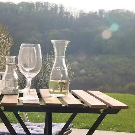 Bed & Breakfast Palos 3*